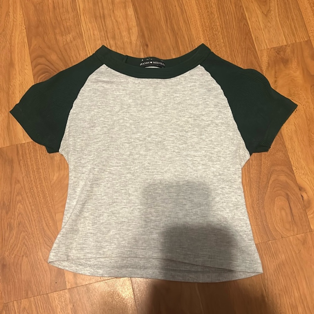 Brandy Melville Baby Tee